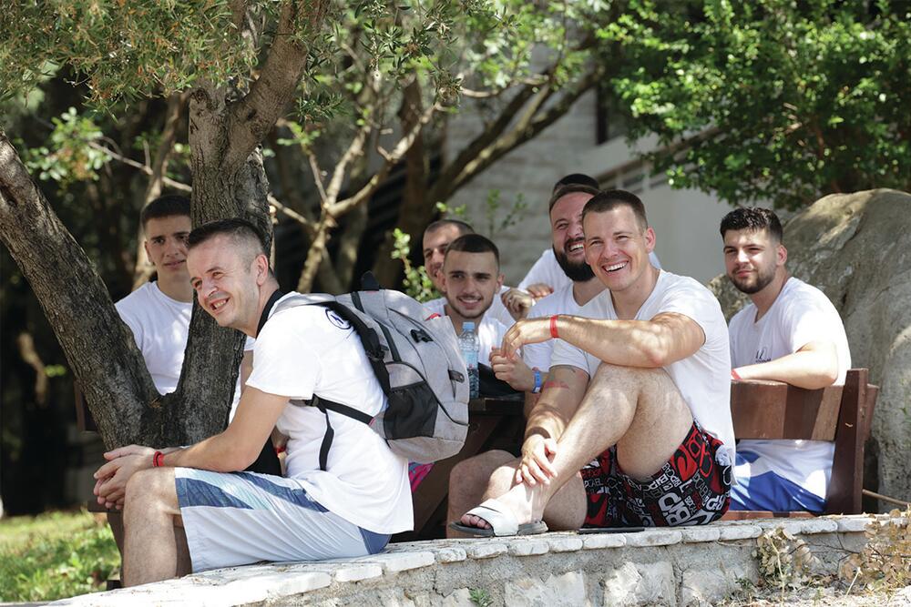 <p><strong>U dinamičnom ritmu poslovne godine NALL grupe, postoje momenti koji se iščekuju.</strong></p>  <p><strong>NALLIJADA je jedan od njih. </strong></p>