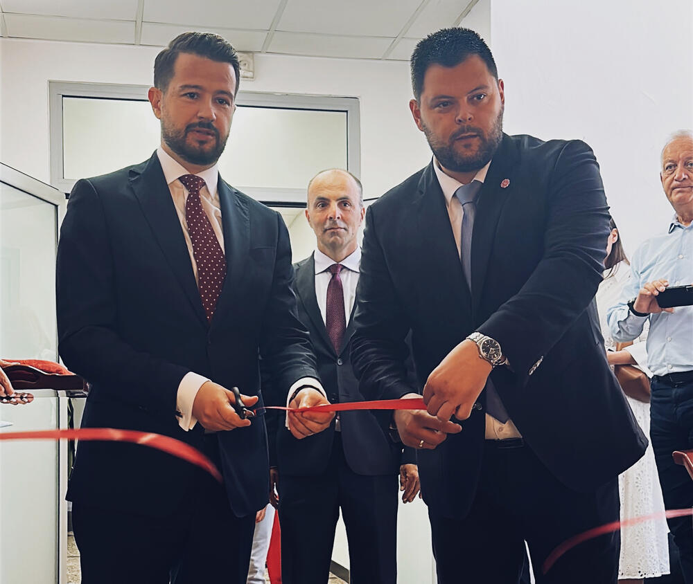 <p>Otvorene prostorije dopisništva Radio televizija Crne Gore (RTCG) u Nikšiću</p>