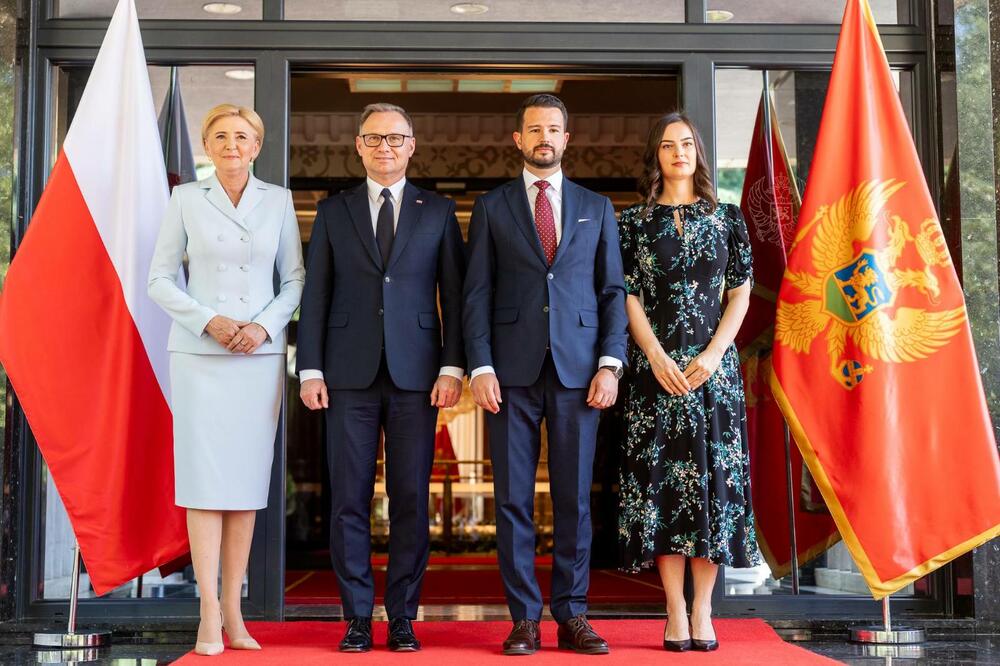 <p>Predsjednik Poljske će u prisustvu predsjednika Milatovića položiti vijenac na Spomenik Partizanu borcu na brdu Gorica</p>