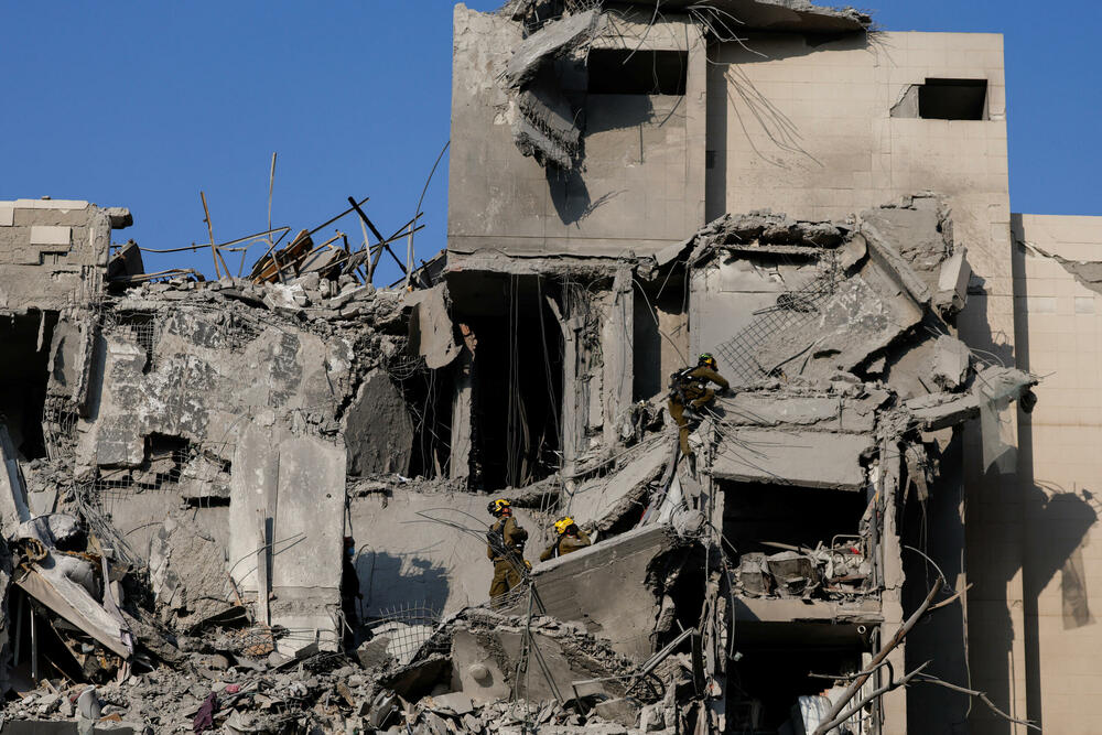 <p>Iranska državna medijska kuća SNN izvijestila je da je Iran ispalio "posljednju rundu raketa" prema Izraelu prije nego što je stupio na snagu prekid vatre, prenosi BBC</p>