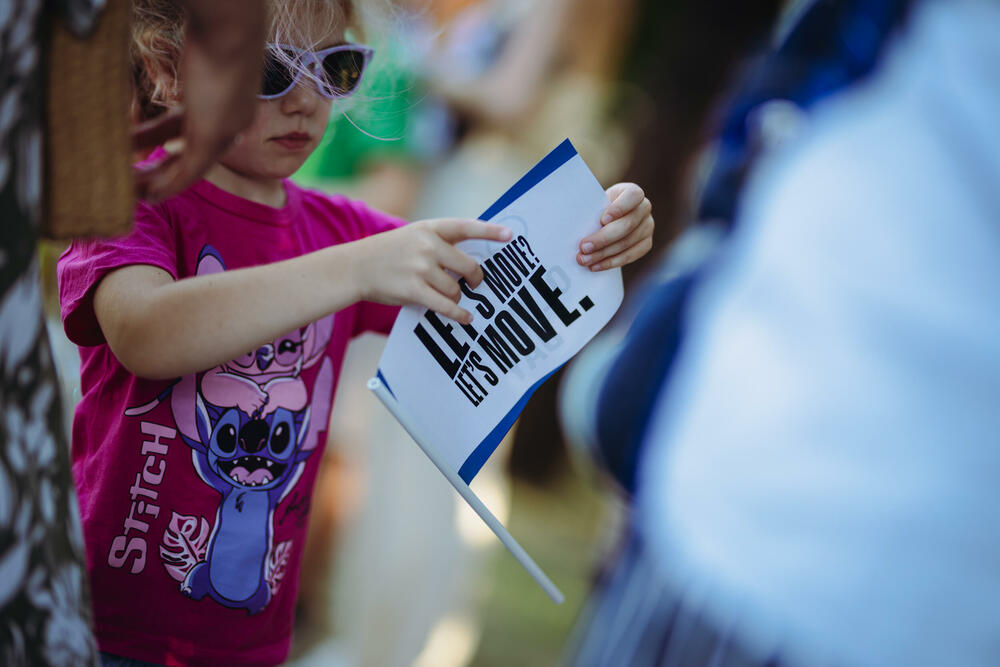 <p>"Olimpijski duh nije rezervisan samo za najveće arene i medalje. On živi ovdje među nama na terenima, igralištima i u školskim salama širom Crne Gore", poručio je predsjednik Crnogorskog olimpijskog komiteta, Dušan Simonović.</p>