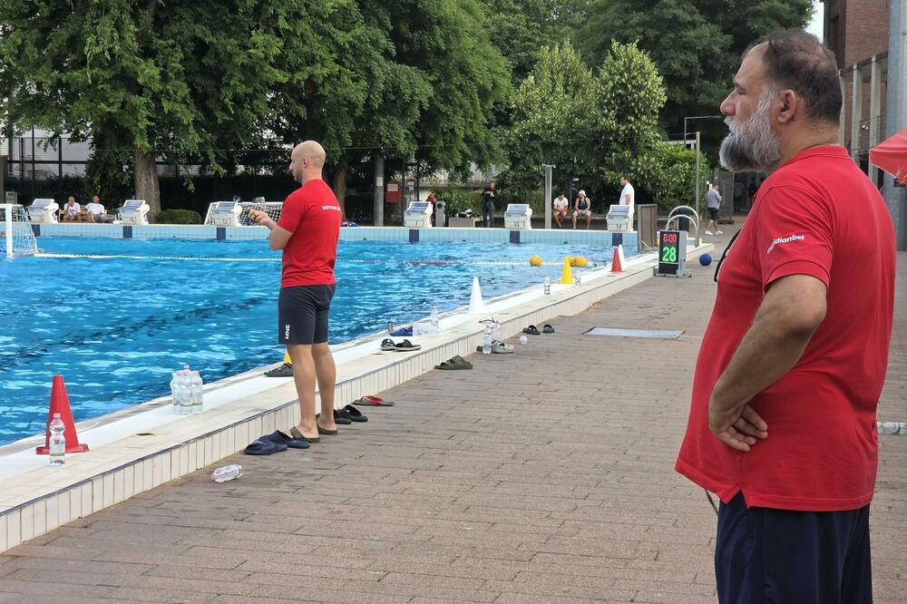 Dejan Savić tokom treninga u Budimpešti, Foto: VPSCG