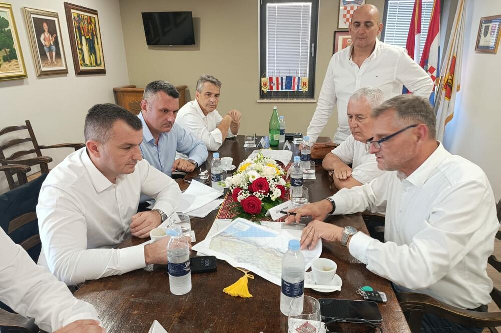 Sa sastanka, Foto: Uprava za saobraćaj