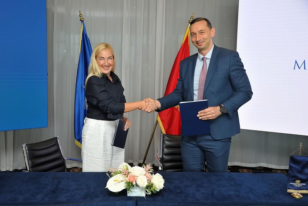 Potpisivanje ugovora