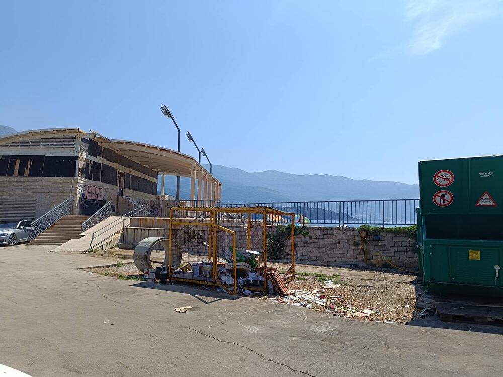 Od restorana ostala ruina