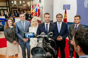 (Ne)moguća misija: 13 godina od početka pregovora Crne Gore sa EU...