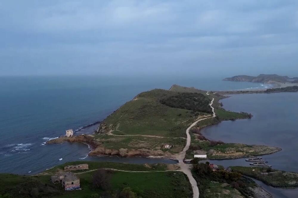 Sazan svoju očuvanu prirodu duguje komunističkoj vladavini, Foto: Rojters