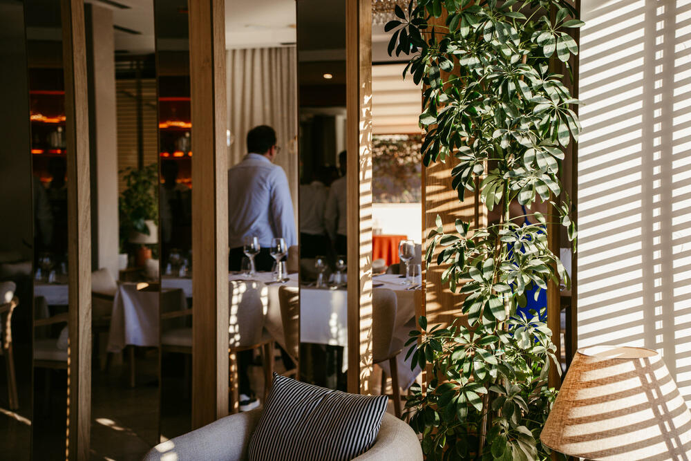 <p><em>Adiya Signature Hotel pruža doživljaj i iskustvo koje ne liči ni na jedno drugo.</em></p>