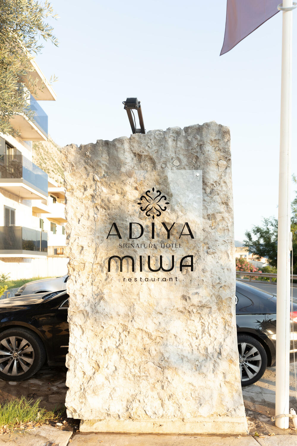 <p><em>Adiya Signature Hotel pruža doživljaj i iskustvo koje ne liči ni na jedno drugo.</em></p>