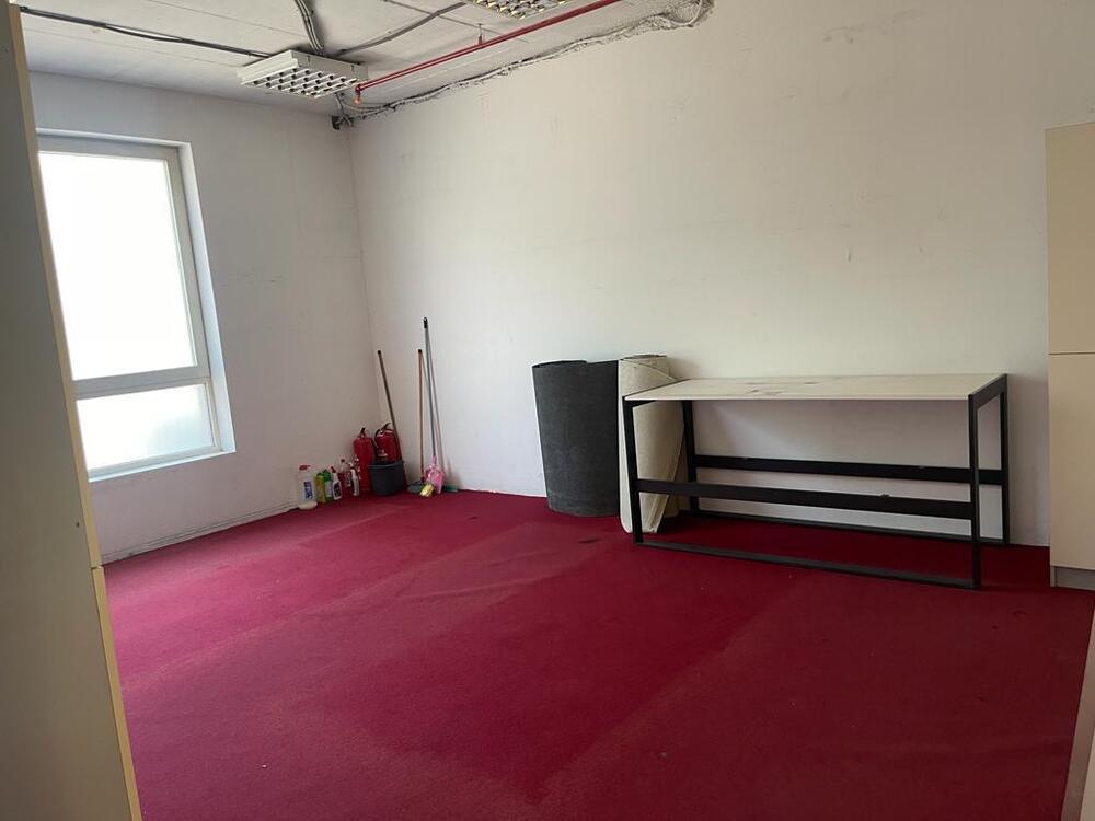 <p>Nije svejedno gdje se nalazite. Poziciju na tržištu određuje i - lokacija</p>