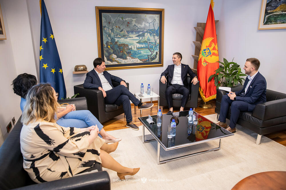 Sa sastanka, Foto: Kabinet potpredsjednika Vlade za bezbjednost, odbranu, borbu protiv kriminala i unutrašnju politiku