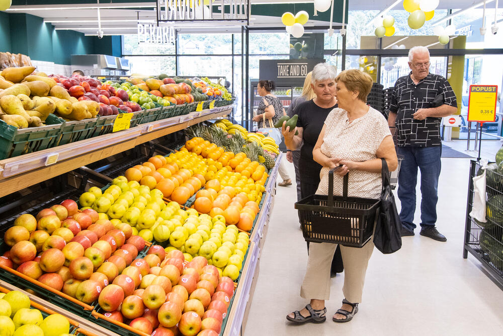 <p>Od danas je Bijelo Polje bogatije za još jedno mjesto pametne kupovine – <strong>Diskont Conto</strong> je zvanično otvorio svoja vrata u sklopu <strong>Bravera City Parka</strong>, prvog retail parka na sjeveru Crne Gore!</p>