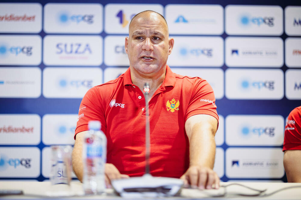 Selektor Dejan Savić na današnjoj konferenciji, Foto: Filip Roganović