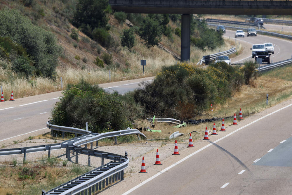 <p>Napadač Liverpula se vraćao sa odmora kako bi se priključio pripremama za novu sezonu, a doktori su mu savjetovali da ne putuje avionom zbog nedavne operacije pluća</p>