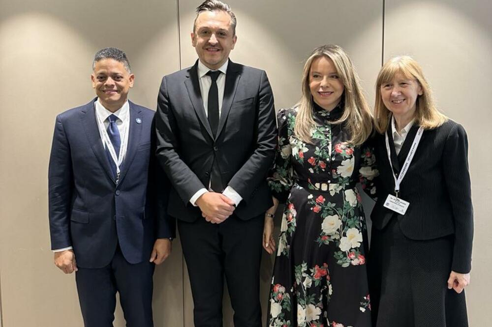 Delegacija na sastanku, Foto: Centralna banka Crne Gore