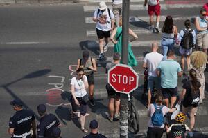 MUP Srbije: Privedeno 13 osoba zbog prekršaja na blokadama...