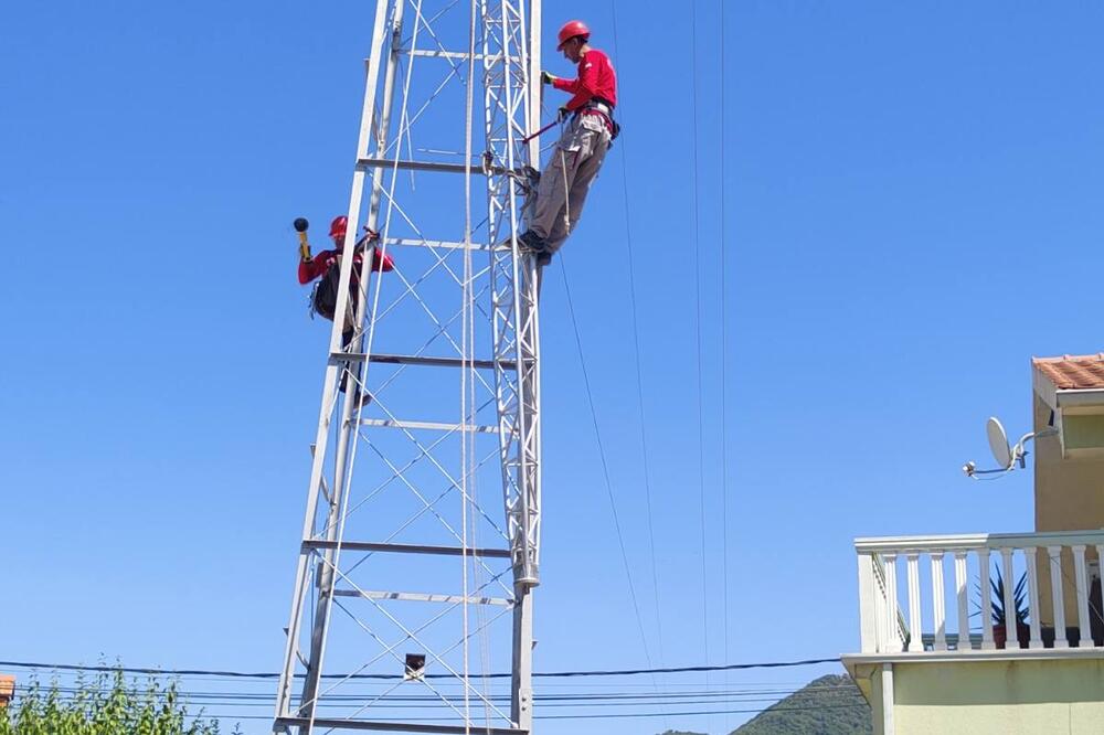 Radovi na dalekovodu, Foto: CEDIS