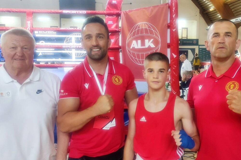 Zadovoljstvo u taboru naših boksera na EP, Foto: Bokserski savez Crne Gore