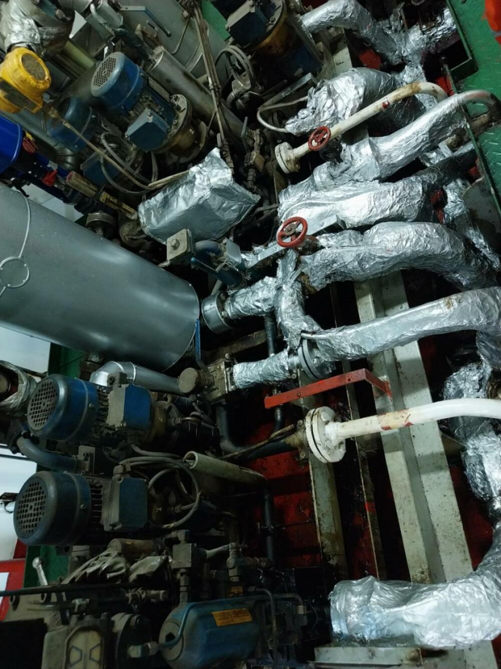 <p>Dostavljene fotografije i video zapisi sa broda "Kotor" koji navodno prikazuju "stvarno stanje u kojem se brod trenutno nalazi"</p>