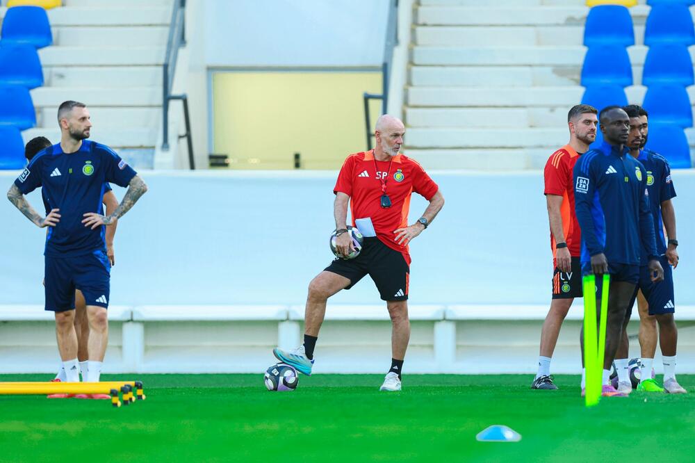 Pioli tokom mandata u Al-Nasru, Foto: x.com/AlNassrFC_EN