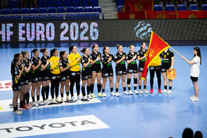 Crnogorske rukometašice izborile plasman u glavnu rundu EP i...