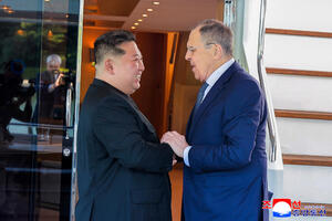 Kim Džong Un prenio Lavrovu bezuslovnu podršku ruskoj borbi protiv...