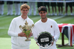 Siner skinuo krunu Alkarasu: Italijan prvi put u karijeri slavio...