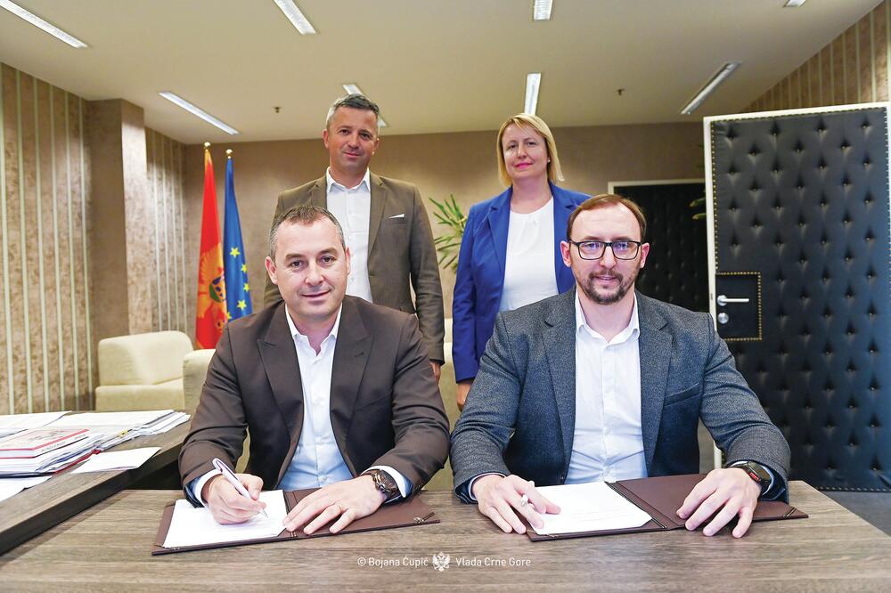 <p>U skladu sa strateškim ciljevima unapređenja sportske kulture, promocije zdravih stilova života, afirmacije mladih talenata i internacionalizacije crnogorskog sporta, Ministarstvo je za 2025. godinu opredijelilo rekordan iznos od 6.675.000,00 eura.</p>