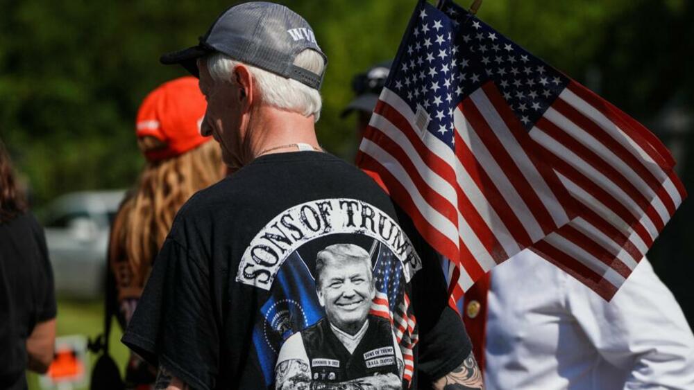 Epsteinov primer: Trumpovi podporniki izgubljajo potrpljenje in zahtevajo izpolnitev obljub