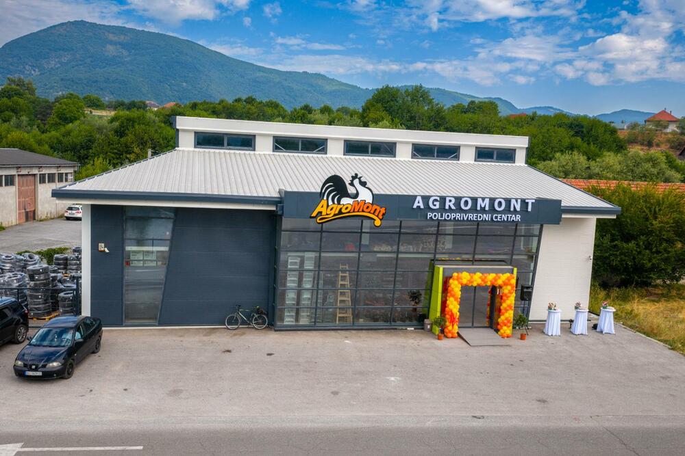 <p><em>Kompanija Agromont nastavlja da širi svoje poslovanje i kontinuirano doprinosi razvoju poljoprivrede u Crnoj Gori</em></p>
