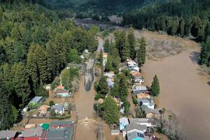 Kako mega poplave u Kaliforniji započinju u Japanu