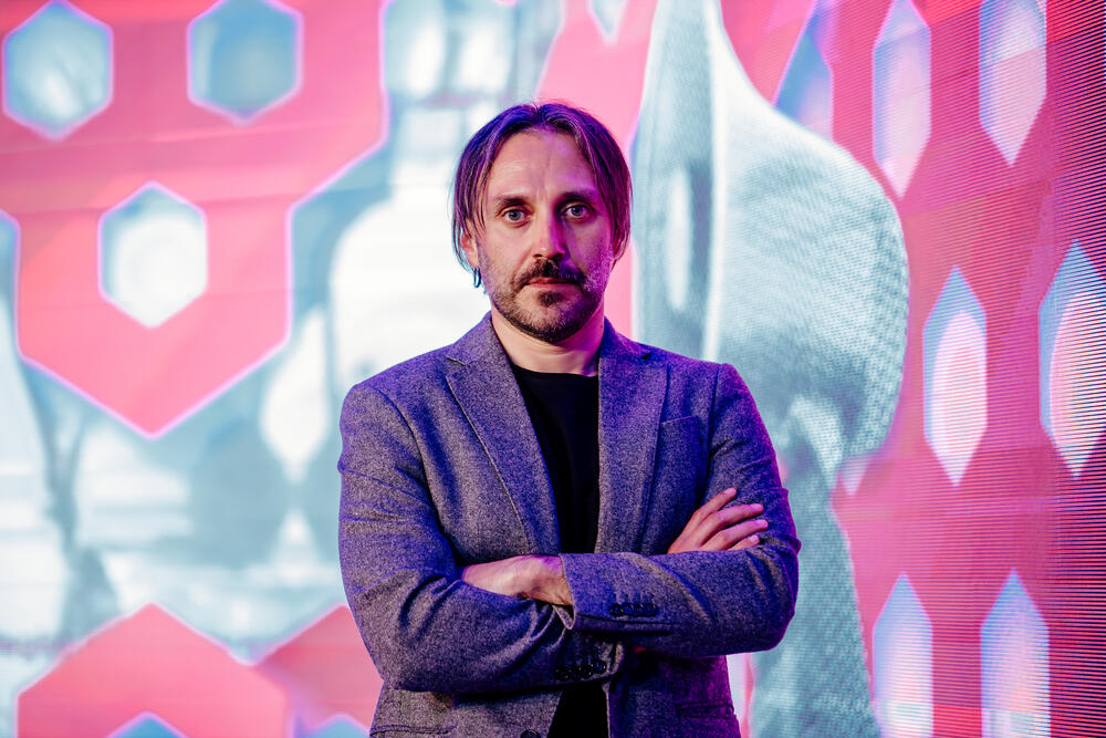 Politični nemiri in reforma volilne zakonodaje v ospredju javne razprave