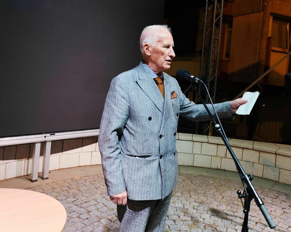 Matija Bećković u Plužinama