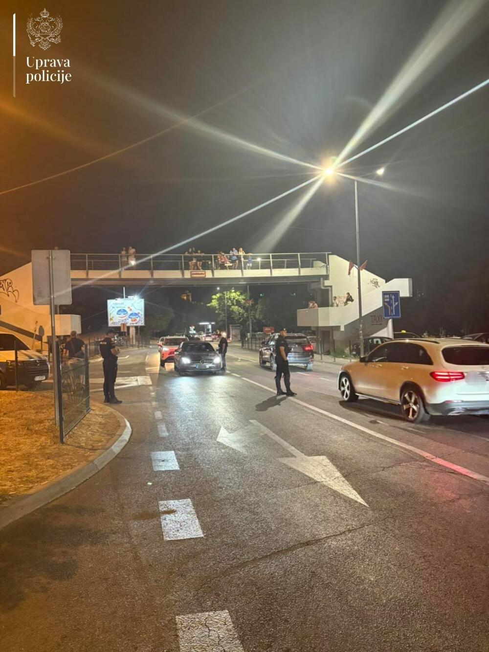 <p>Među kontrolisanim osobama su i 62 operativno interesantna lica</p>