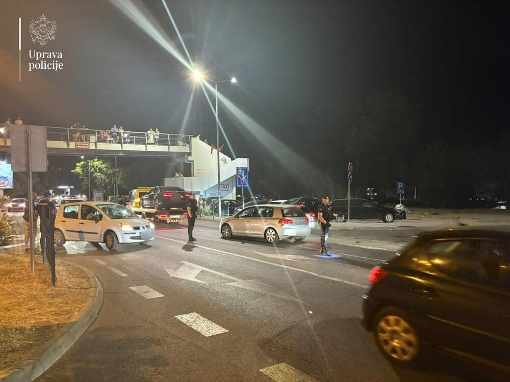 <p>Među kontrolisanim osobama su i 62 operativno interesantna lica</p>