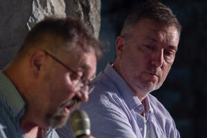 Trg pjesnika u znaku Ferića: Kada kratke priče čine roman