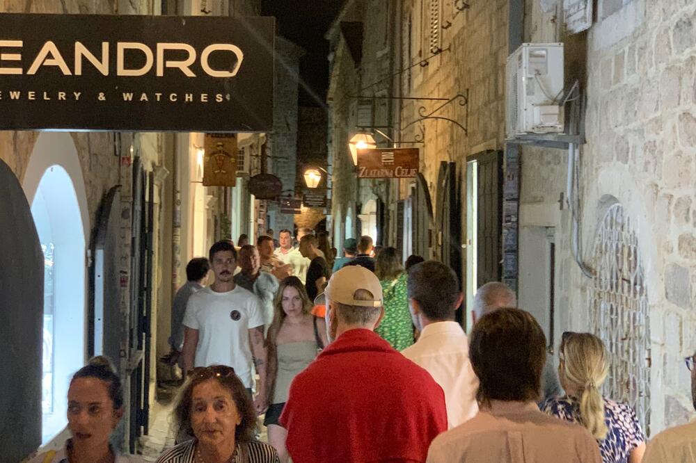 Stari grad Budva, Foto: Vukk Lajović