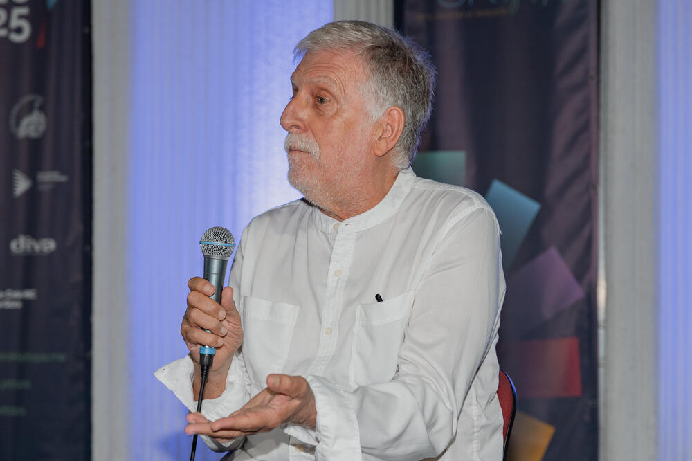 Peca Popović sinoć u Baru, Foto: Dragica Orlandić