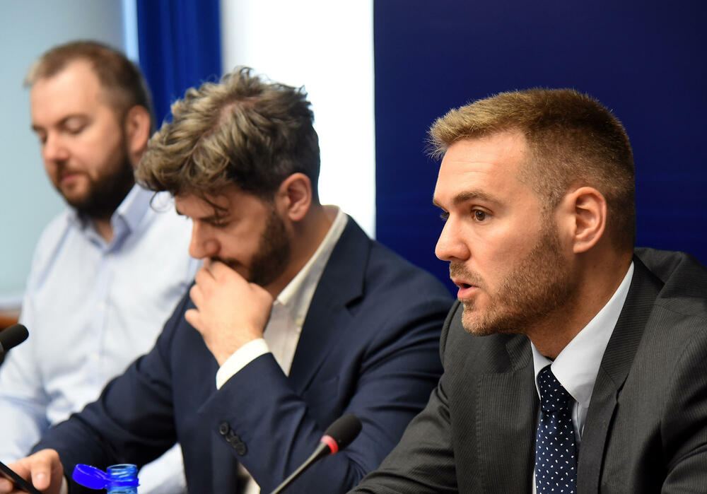 <p>Okrugli sto o izbornom zakonodavstvu u Skupštini Crne Gore</p>