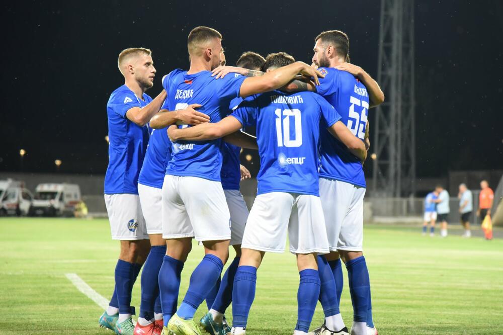 Fudbaleri Sutjeske proslavljaju gol, Foto: Luka Zeković