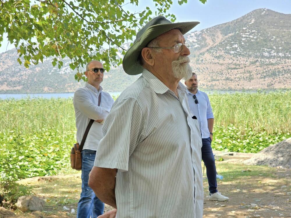 <p>Na Skadarskom jezeru danas otvorena slikarska kolonija koja traje do 28. jula i okuplja umjetnike iz Crne Gore, Srbije, Sjeverne Makedonije, BiH... </p>