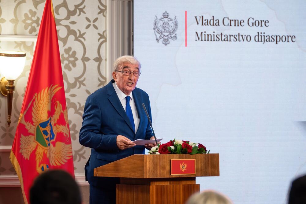 <p>Ministarstvo dijaspore upriličilo je svečanu dodjelu nagrada i priznanja istaknutim pripadnicima i organizacijama dijaspore-iseljenika</p>