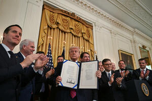 Moć na prodaju: Bijela kuća u službi lične dobiti