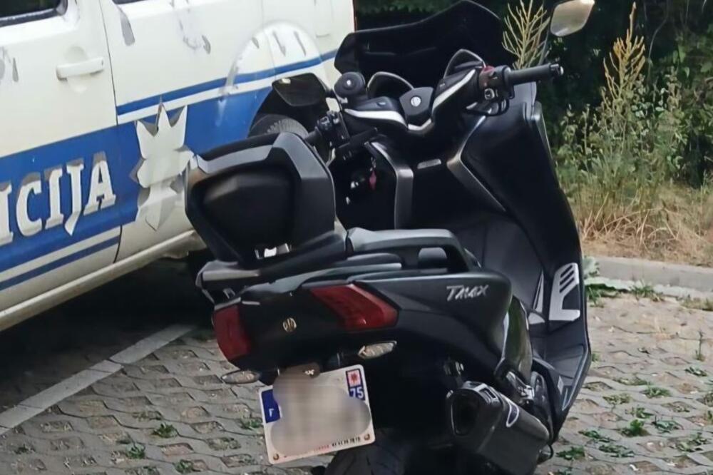 Oduzeti motocikl, Foto: Uprava policije