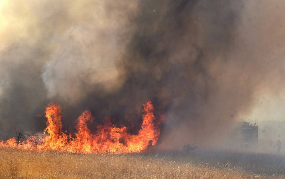 <p>Na teren su izašli svi raspoloživi kapacitieti Službe zaštite i spašavanja Glavnog grada</p>