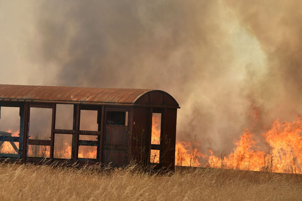 <p>Na teren su izašli svi raspoloživi kapacitieti Službe zaštite i spašavanja Glavnog grada</p>