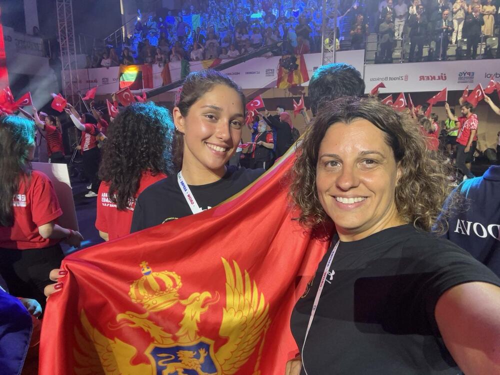 Iskra Dedivanović popravila svoj rekord in se uvrstila v polfinale