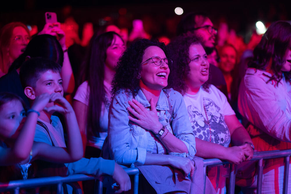 <p>Cetinje ispratilo jubilarno izdanje uz spektakularan nastup Marije Šerifović</p>