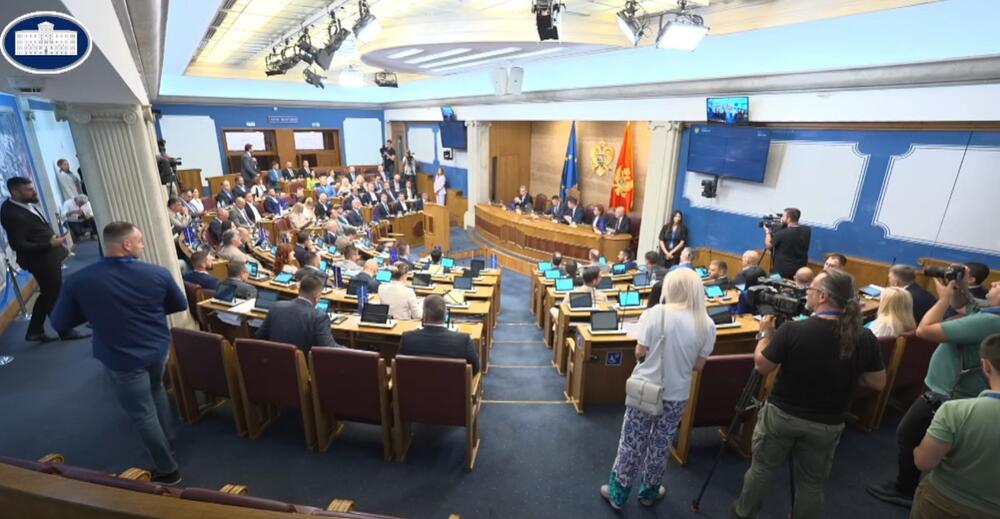 UŽIVO Abdić: Ova neozbiljnost od premijera ne čudi, sve što je...