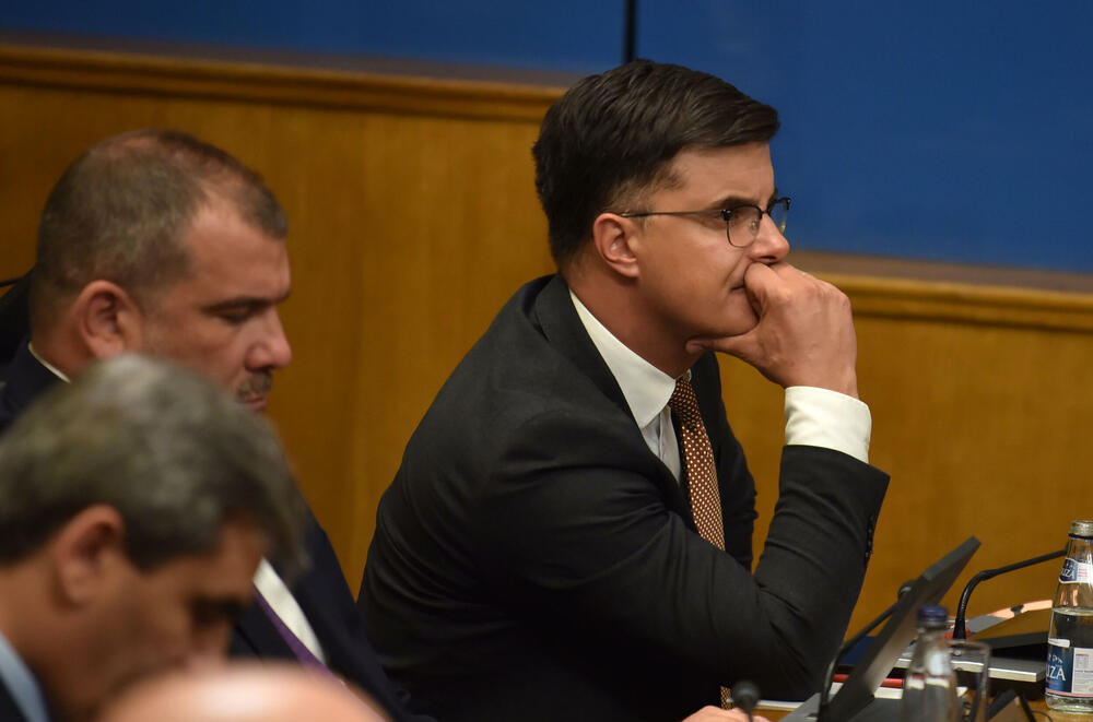 Spomin na žrtve zločina v Veliki obeležen z govorom predsednika